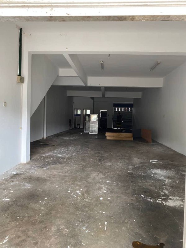 3-Storey Shoplot Taman Sri Putri 2