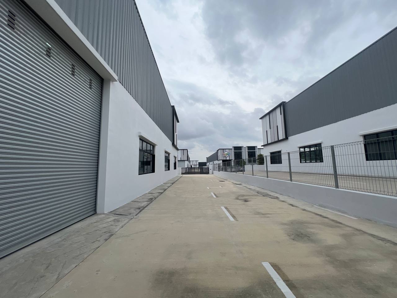 Cluster Factory Eco Business Park 1 3